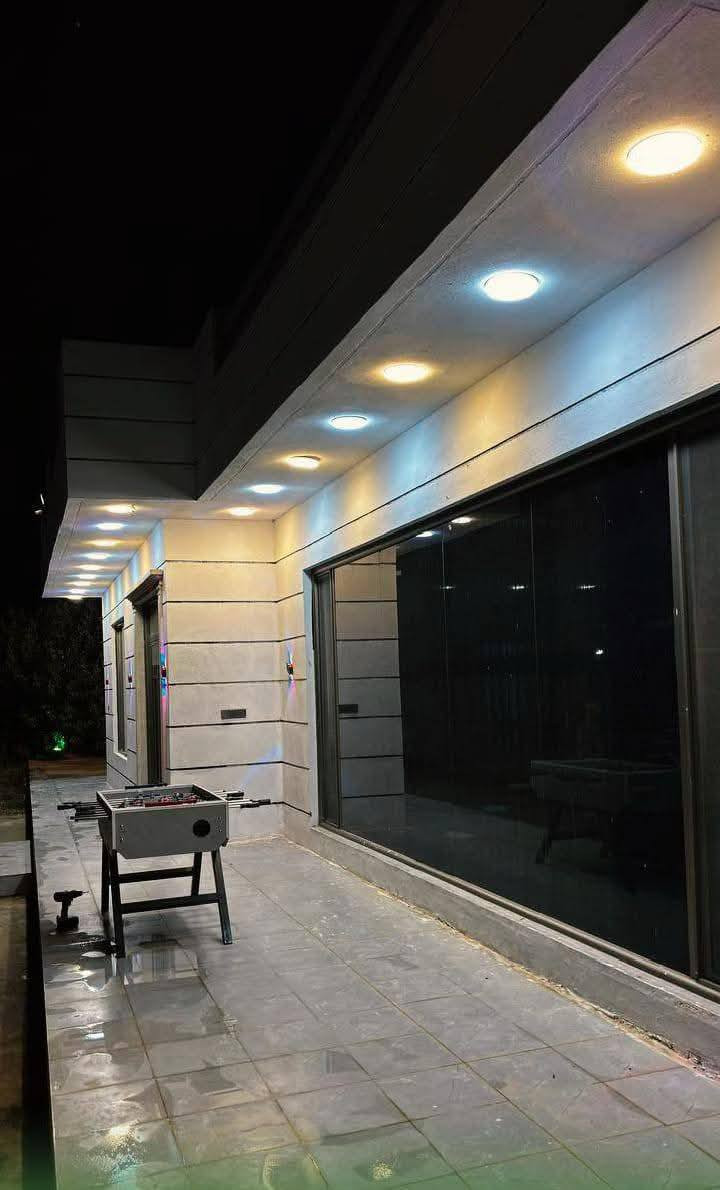 مزرعة للإيجار اليومي 
في صلاح الدين قضاء بلد
مزرعة متكاملة صالة كبيرة مع تكييف
غرفة نوم مع تكييف 
مسبح للكبار والاطفال 
مناقل للشواء 
كراج
منضدة + فيشة +العاب اطفال 
واتساب او الاتصال ***********
