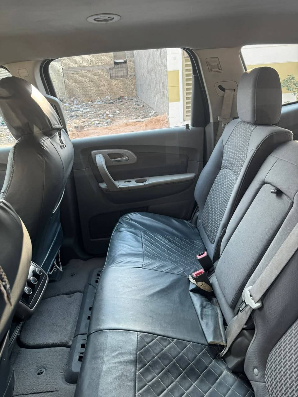 عدي شوفر. ترافولس موديل ٢٠١٢  رقم بغداد نكليزي شرط تحويل.  مكينه. جديده. هسه مبدلها. ضربتها بل جاملغ. الايمن. مكينه ٣٦٠٠  مكينه ٦سلندر. كلشي جاهزه. *********** فقط واتساب 
ملاحضه فقط الصدر الامامي صفحه السايق مفاتحه 
سياره خير مالله. جاهزه من كلشي السعر 90
