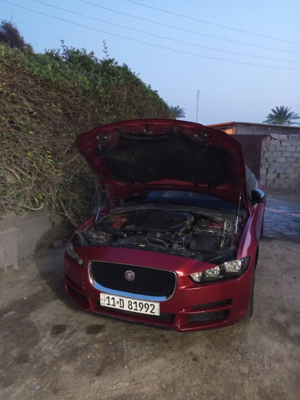 سلام عليكم للبيع سياره جاكوار موديل 2018 امريكي حادث ربع جاملغ وبنيد السياره فولل مواصفات الون ماروني رقم بغداد نكليزي الاستفسار *********** مكان السياره العامريه
