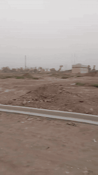 قطعة 200 متر بوب الشام قريب على الشارع العام 07707898145