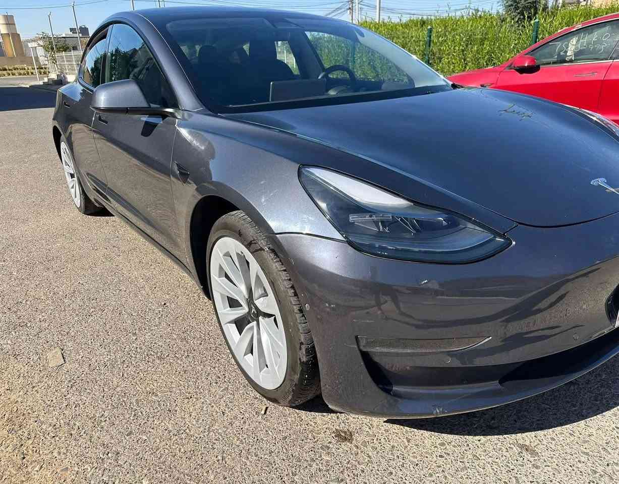 السلام عليكم
تسلا 3 موديل 2022
لون رصاصي 🩶
ماشية 37 ألف mi
1 ماطور
السياره حادثه الجاملغ الامامي اليسار معدل نفسه بارد  +البنيد معدل نفسه بدون صبغ / صور الحادث ورقم الشاصي موجوده  مع الصور 
الايرباك السايرن طاق مرجعه بي طلقه
مواصفاتها: 
-مقاعد جلد اسود
-سقف بنرامي كامل 
-كامرات جانبيه تفاعليه مع الاشاره
-رادار تفاعلي يضهر لك السيارات ع الشاشه 
-جنطه كهرباء 
وبعد موجوده عده مواصفات مامذكوره
مكان السيارة أربيل 
رقم السيارة أربيل
السعر 15500$
***********
***********
