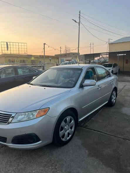 كيا أوبتما موديل 2010 كلين كفاله ماشيه 176ميل كير ومحرك كفاله
تخم تاير جديد
رقم الأنبار سنويه 2027 
السعر 125
مكان السياره الأنبار حديثه
***********
