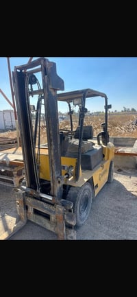 رافعه شوكيه للبيع 07744200003