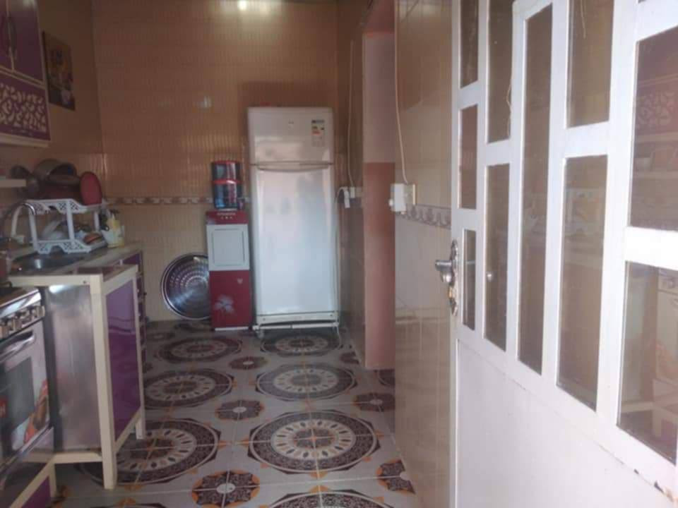 #عروض_عقارت_مكتب_الكنز🏘
#دار_للبيع 
#الموقع حي سومر منطقه ال 112
#المساحه 100م مربع 
#واجه 10م نزال 10م 
#بناء_الدار حديث  طابق واحد 
#جنس_العقار سند سكني ملك صرف ✅️
#السعر 72 وبي مجال بسيط 💵👉
#العقار شرط التحويل ✔️
#للاستفسار  اتصل على الرقام الموجود بل المنشور ⬇️⬇️
محمود 📞***********
علي     📞***********
#موقع_المكتب حي سومر بعد التقاطع الثاني قرب أفران قباء 
#مكتب_الكنز_لتجارة_العقارات
