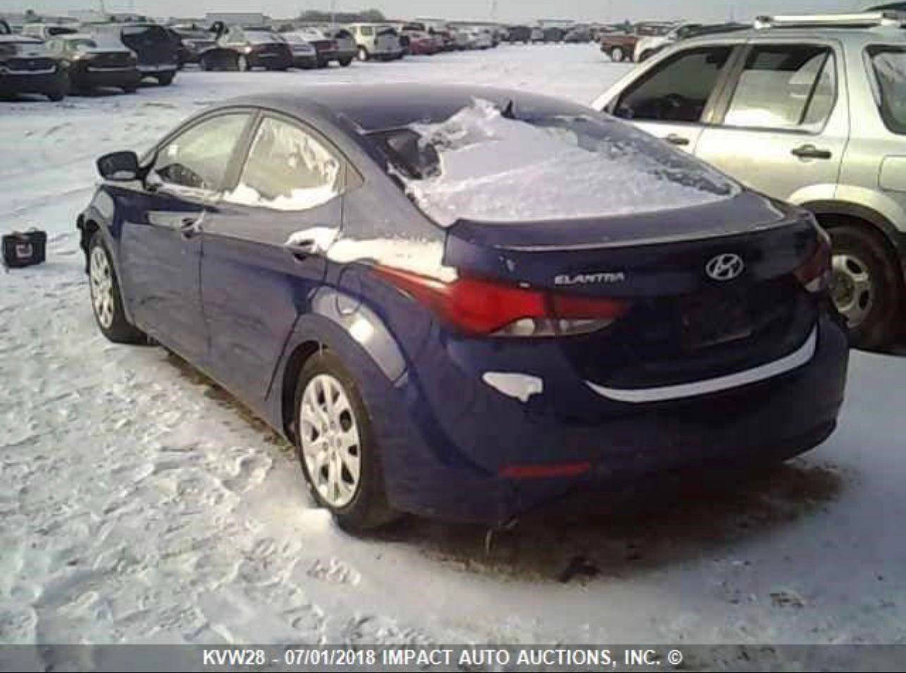 سلام عليكم
الانتر للبيع موديل 2015 
سياره كلين جاهزه وخير من الله
مكاني بغداد التاجي
***********
السعر 115 وبيه مجال قليل
