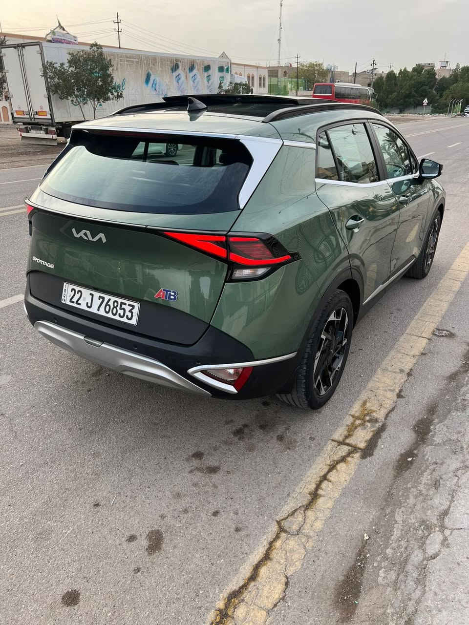 السلام عليكم 
كيا سبورتج خليجي وكاله نم
موديل 2023 
لون زيتوني مميز
رقم اربيل دولي بأسم شركة الق تاج البنوك تريد تحويل او وكاله مضمون
مكفوله كفاله عامه 
ماشيه 39الف 
السيارة فول موصفات
بانوراما
بصمه تشغيل عدد 2 
ترحيب عند الاقتراب 
تشغيل عن بعد 
لايت زنون + LED 
بك لايت LED 
شاشه Apple Car play
صندوق كهرباء 
مري قابله لطي ( شفط)
مقاعد كهرباء 
تبريد شاشة 
تدفئة مقود 
تدفئة مقاعد 
أوضاع القيادة Drive Mode
فحص أنظمة السيارة
مثبت سرعه Cruise
هاند بريك بصمه 
اوتو هولد Auto Hold
نظام مانع الانزلاق 
نظام نزول النحدرات 
اشارة في المرايا الجانبية
 رادرات جانبية 
حساس ضغط الإطارات 
قطعتين تبريد 
الاناره الداخليه LED 
مكان السيارة: بغداد 
سعر230$ بيه مجال بسيط  
رقم الهاتف: ***********
