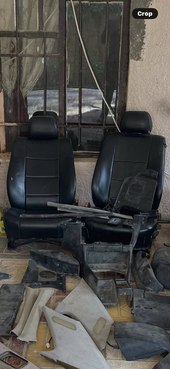 السلام عليكم كل ذني ب ٤٠٠ الف مكاني حلة
***********
