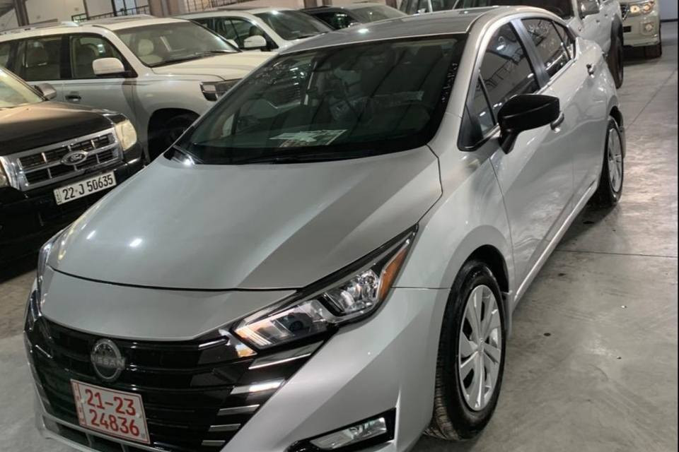 نیسان ڤێرسا 2023 مواسەفات S
ته نها 17 هەزار  رويشتووه 
سه يارەکە زوّر خاويّنه 
خەتی جادە، تەحديد سرعه ، 
رادار پشتە وەوپيشه وە، و
ليدراو ته نها جاملغى لاى سایەق و بۆنیتی بۆیاخە 
بێناو بێ ئێرباگ
سەیارەکە ژمارە کاتیە کاتی نەشکاوە واتا ٢ مانگی لەگەڵە

سـعـر : لە کۆمێنت داوابکە ڕاستەوخۆ بۆت دێت 📥 

گێر و مەکیەنەی بەشەرت 
هیچ کێشەیەکی تێدا نییە 

ژمارەی خاوەنەکەی 
***********
