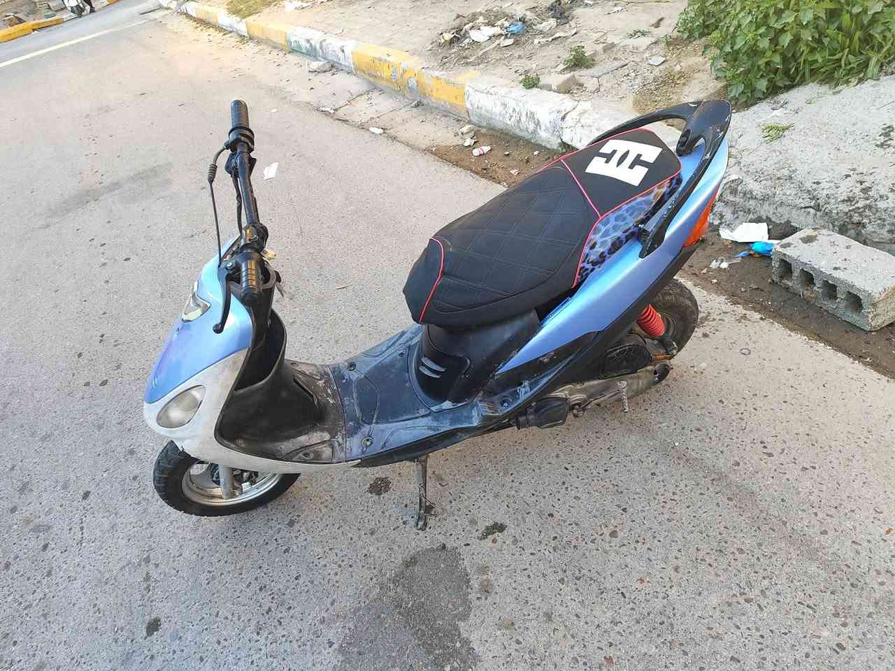 السلام عليكم دراجه ماكس منغولي امزوده للبيع المكان كربلاء حي العامل السعر 350وبيهه مجال شغاله كهربائيات نكره سلف وهندر... ***********
