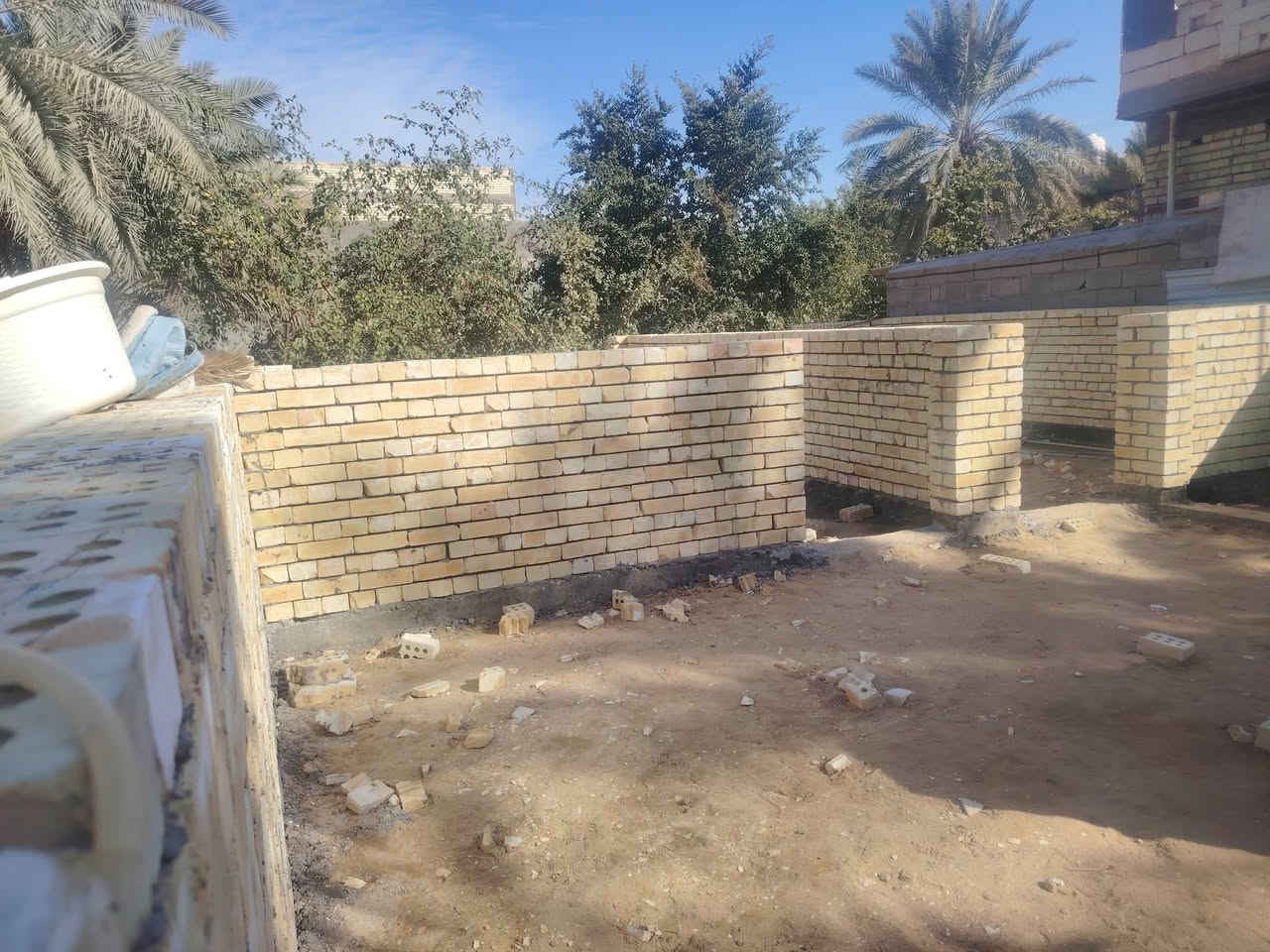 خلفة بناء درجة أولى🧱
عداله🙋‍♂️+وزن+نضافه
إلتزام بل عمل من أول يوم🧱 إلى آخر يوم🏫
‏‪اتصل ***********
