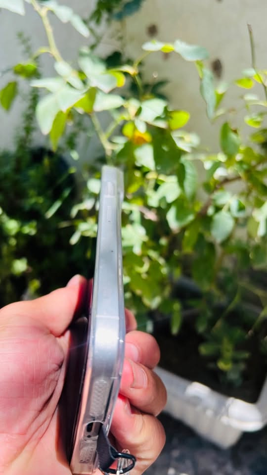 سلام عليكم شباب فون  iPhone Xs Max
محور 17برو تخزين 256/طراز MT552LL/A 

رقم التسلسلي F2LYWKG2KPHC

جهاز ما مفتوح علا أيدي فتحته وحورته بدلت بي بس بطاريه لان جانت 54وبدلته جهاز يخبل وتصويره فول جهاز جان وتر شحنته اصليه وياه لبلاديه واي ستفسار خابروني ***********
     
           مداليه اصليه وياه ((سعر ))(((35,000))
