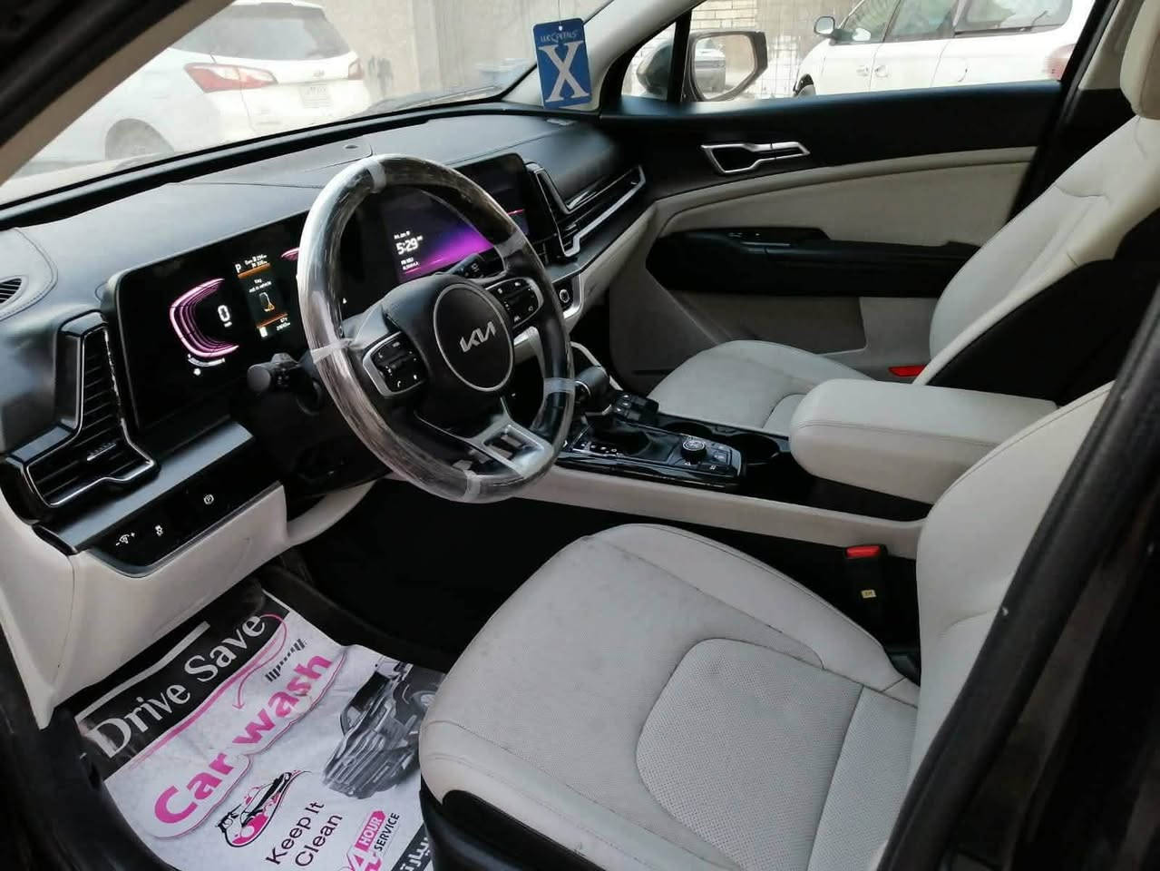 السلام عليكم سبورتج موديل 2023 فول من عده الفتحه رقم اربيل سياره جاهزه على آخره حبايه صور الحادث موجودات بل نشر بيها قطع صبغ مكفوله من الكص والتبديل ***********السعر 165 وبيها مجال
