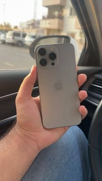 آيفون ١٥ برو ماكس • ٢٥٦ • بطاريه ٩٠٪