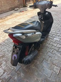 دراجه ثعلب منزلهه من ربه شهرين صارلهه نضيفه كل نقص مابيهه سعره 700وبيه...