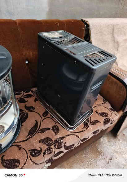 صوبات عدد 2 نضيفات بس يحتاجن فتايل ويه كيزر حجم صغير نضيف كامل هو وال هيتر وال اوتوماتيك  سعرهم 60الف عنوان كركوك قرب جسر الرابع ***********
