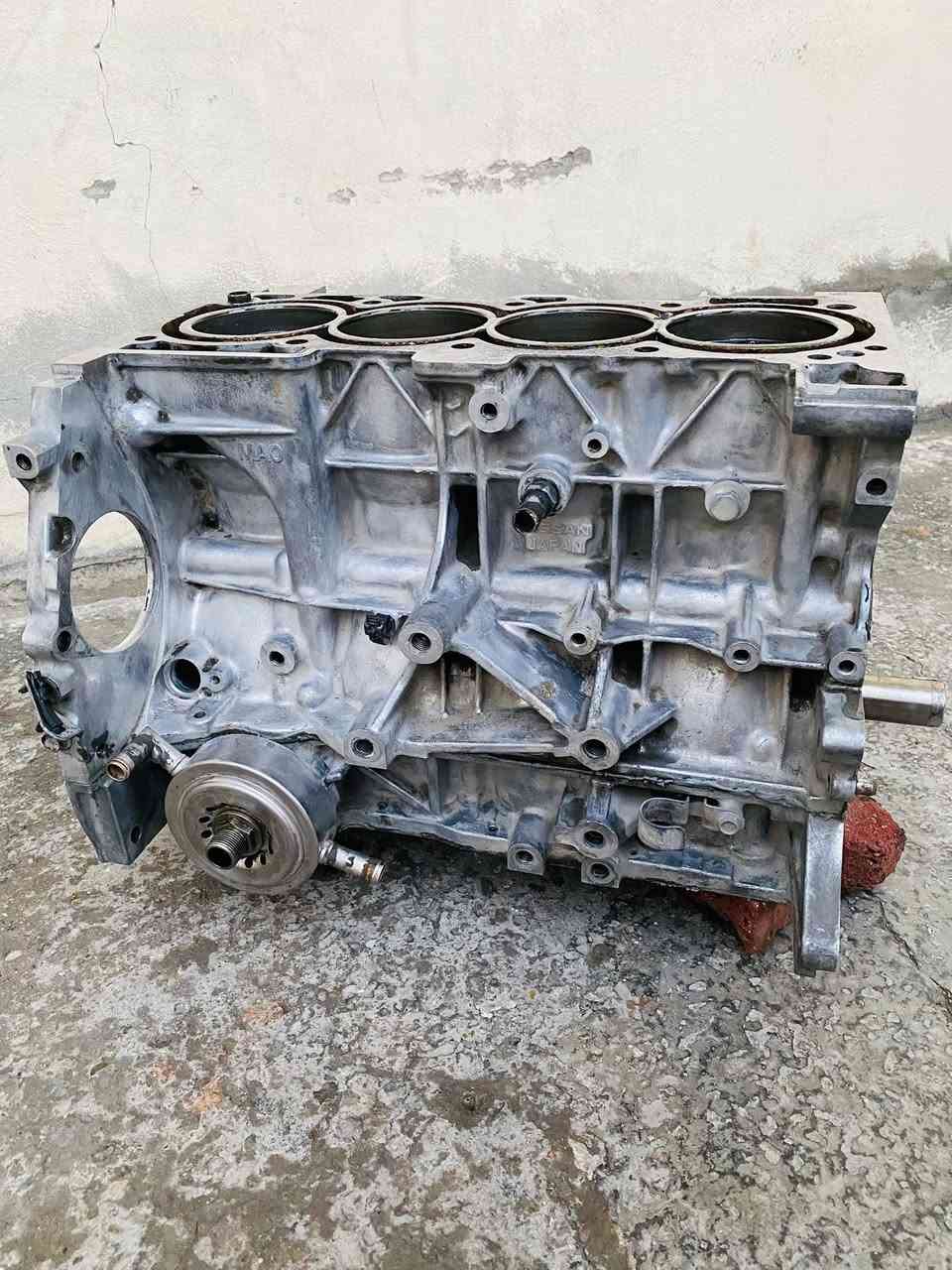 السلام عليكم سلندر مال نسيان يورفان ستندر هو وبساتمه وكرنكه كله ستندر بس بدله رنكات ويطغات وشده كبل السعر 500شراي خابر ودلل ***********
