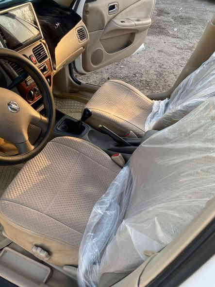 بسبب الوعود الكاذبة وعدم الإلتزام اعيد النشر نيسان سني 2007 رقم بغداد كير عادي مكفوله كفالة عامه من الضربة والحادث والصبغ مع السونار تبريد ثلج شاشة سنترلوك أربع ابواب طخم تاير جديد صدر امامي خلفي جديد متصرف عليها الف دينار للبيع فقط دفتر وبيه مجال بسيط لاستفسار الاتصال علي الارقام التالية////***********//::*********** مع الشكر والتقدير للجميع
