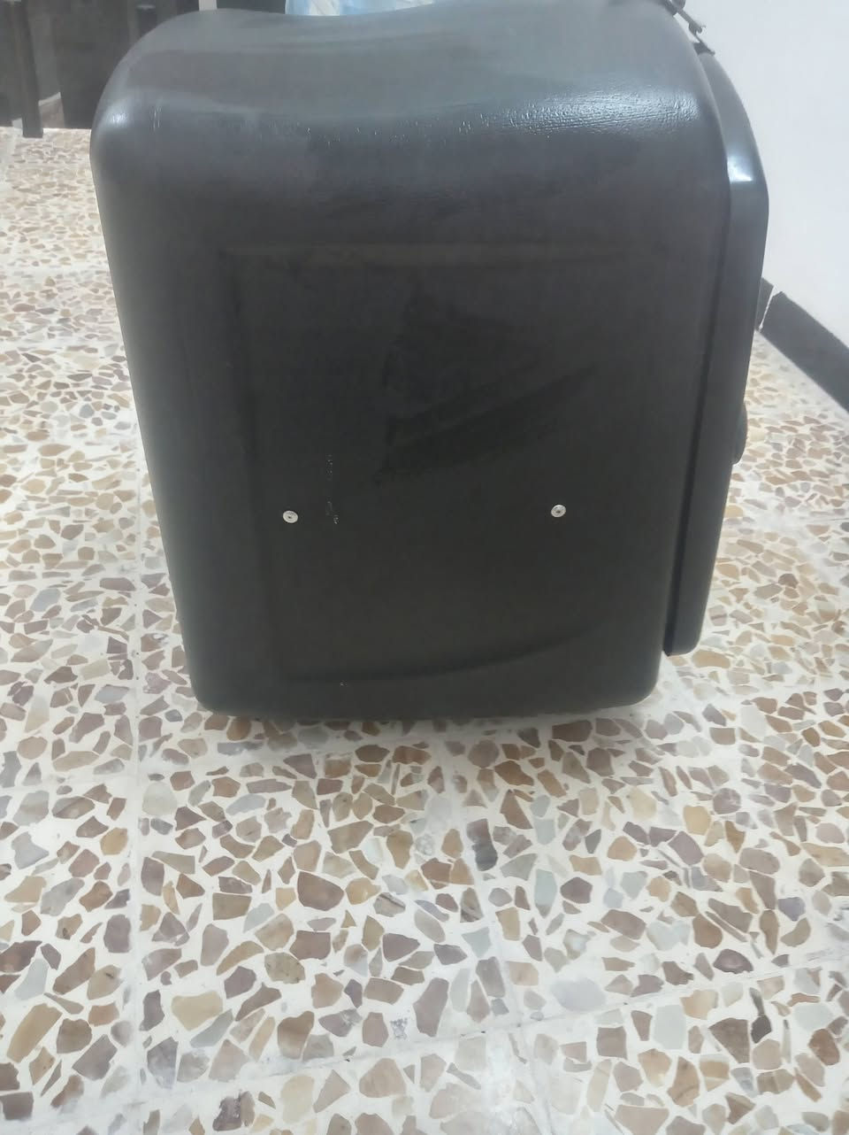 سعره 40 صندوق جديد تواصل خاص


**إذا كنت صاحب هذا الإعلان وتريد حذفه لأي سبب، رجاءا أرسل رسالة إلى الدعم الفني**