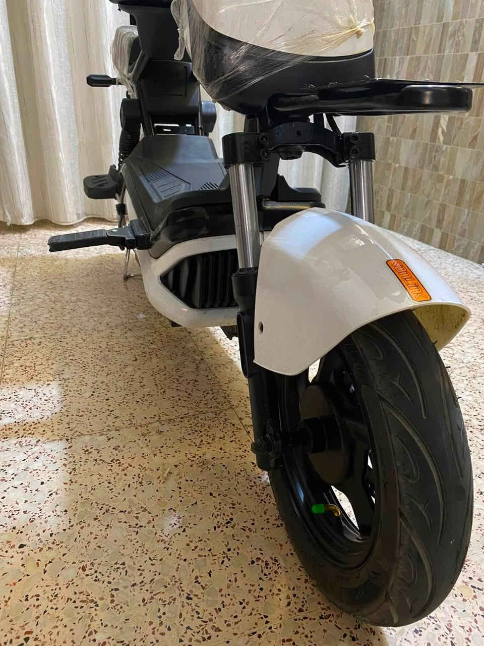 دراجة شحن للبيع بعدها جديدة كلش قبل شهر مشتريها ومطالعه هواي ع كد المنطقة مكانها الزعفرانية 
***********
