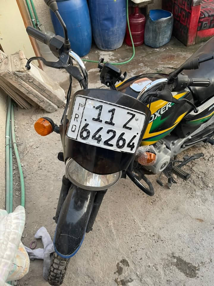 كلاسك 21 محسوبه ع 22 شهر ال12 سنويه ورقم إنكليزي ب اسمي تحويل مباشر السعر 1650 وبيها مجال مكان بغداد البياع ***********
