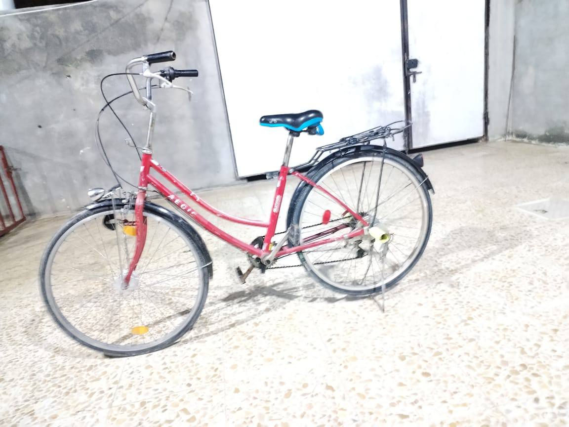 السلام عليكم باله ياباني  قفل 85 نضيف وكامل من اي خلل


**إذا كنت صاحب هذا الإعلان وتريد حذفه لأي سبب، رجاءا أرسل رسالة إلى الدعم الفني**