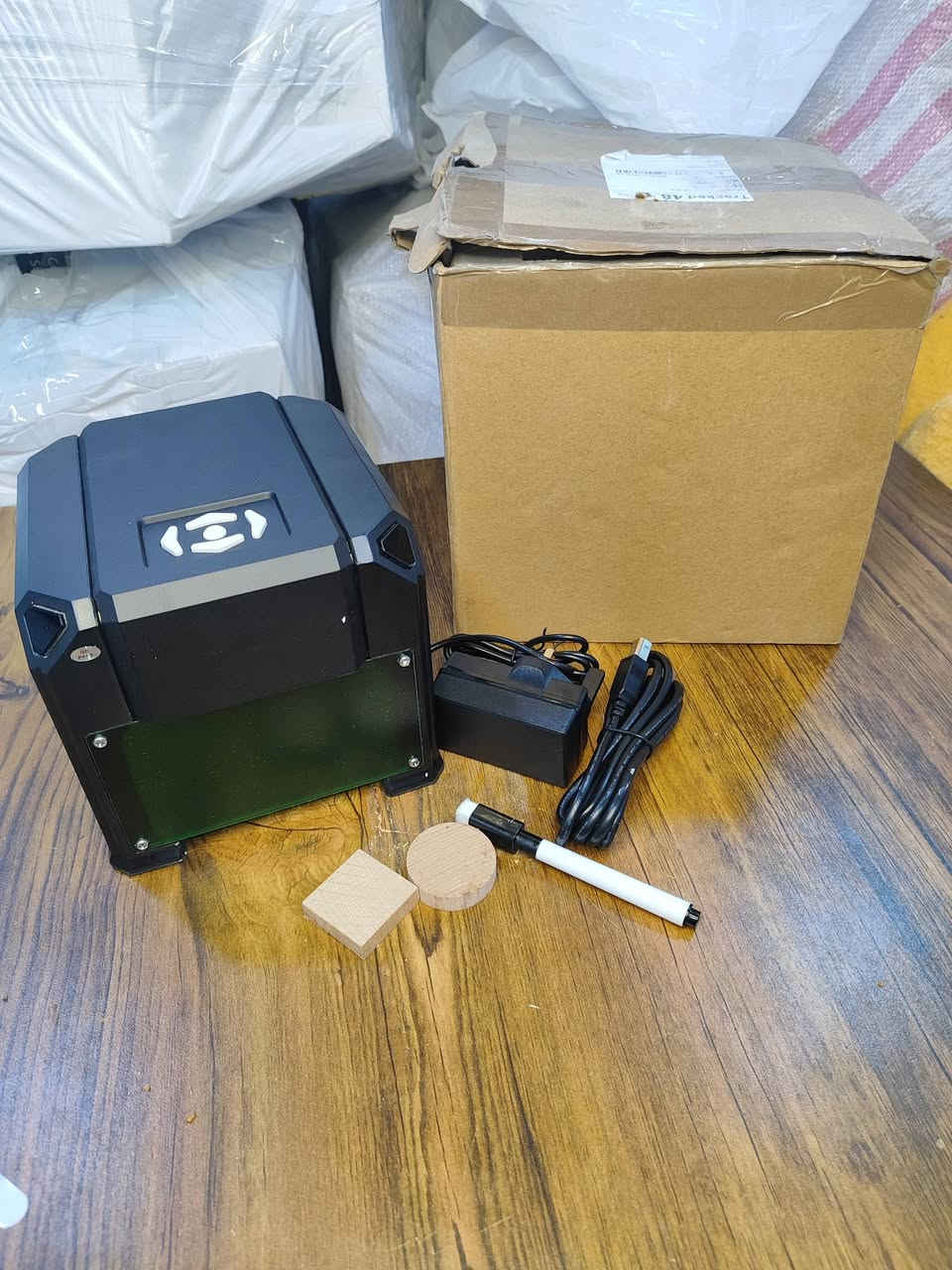 طابعة نقش ليزريه حجم صغير مكتبية
تشتغل usb + تطبيق موبايل 
جديد كبس كامل ملحقات 
التطبيق اسمه engraver
للحجز مراسلة الصفحة


**إذا كنت صاحب هذا الإعلان وتريد حذفه لأي سبب، رجاءا أرسل رسالة إلى الدعم الفني**