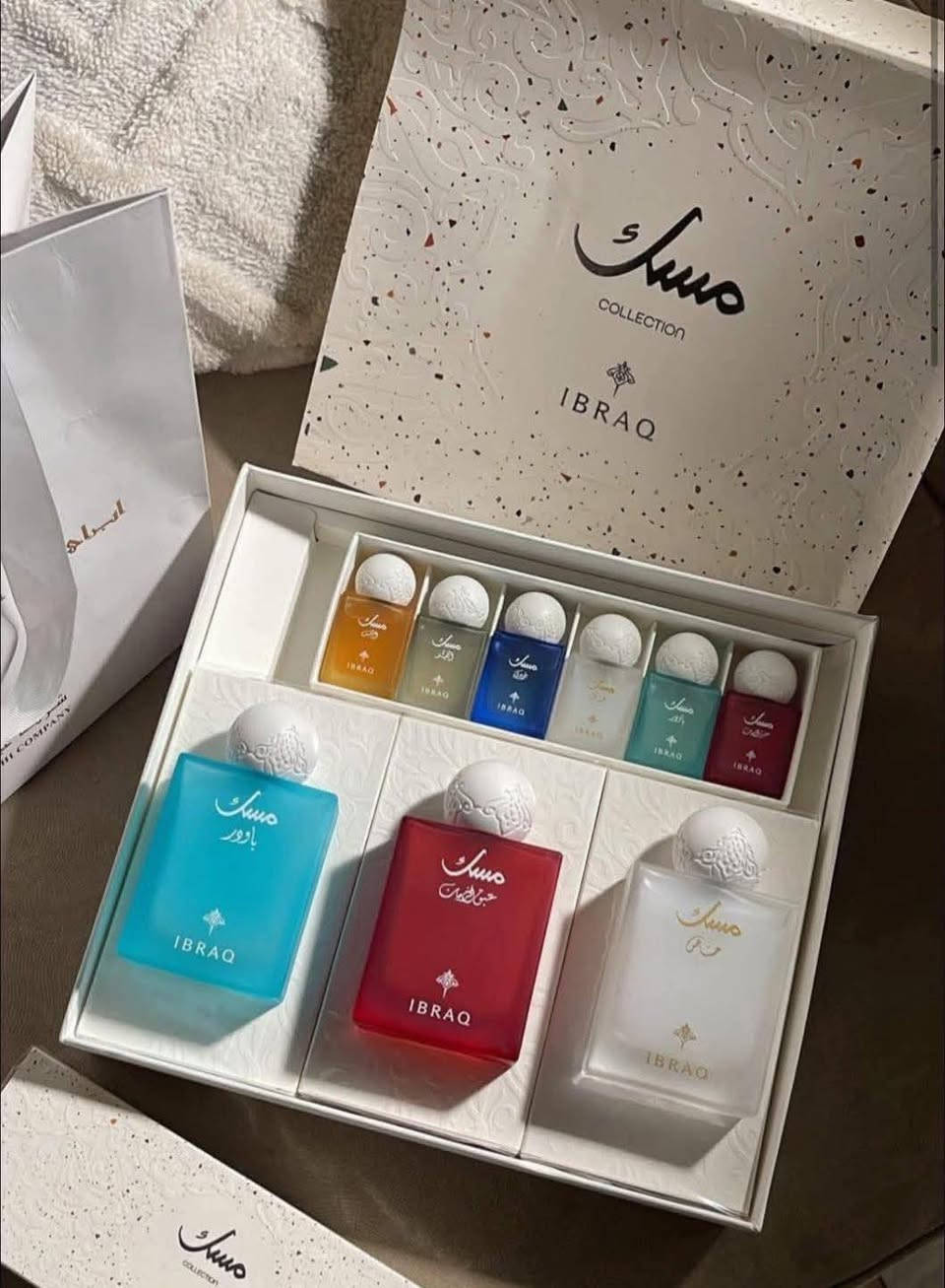 ✨ استمتع برائحة تليق بك ✨
نوفر مجموعة مختارة من العطور الفاخرة بروائح جذابة وثبات يدوم، لتجد العطر الذي يعبر عن شخصيتك.
📩 تواصل معنا الآن للطلب


**إذا كنت صاحب هذا الإعلان وتريد حذفه لأي سبب، رجاءا أرسل رسالة إلى الدعم الفني**