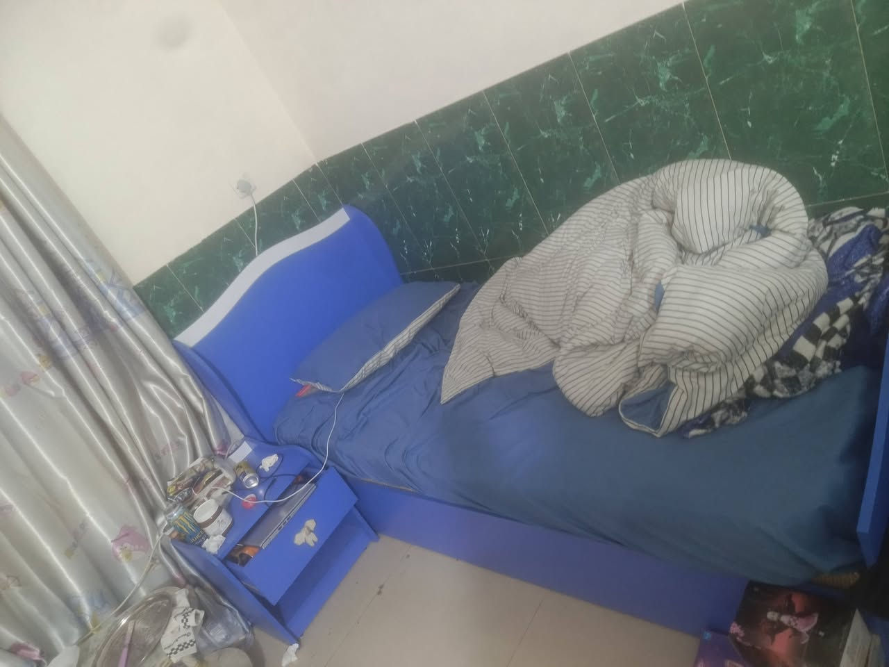 سلام عليكم غرفه تركي شرط النظافه بيهه جرابي اثنين وكنتور بابين وذني ميز مرايه اثنين للبيع سعر ٣٥٠


**إذا كنت صاحب هذا الإعلان وتريد حذفه لأي سبب، رجاءا أرسل رسالة إلى الدعم الفني**