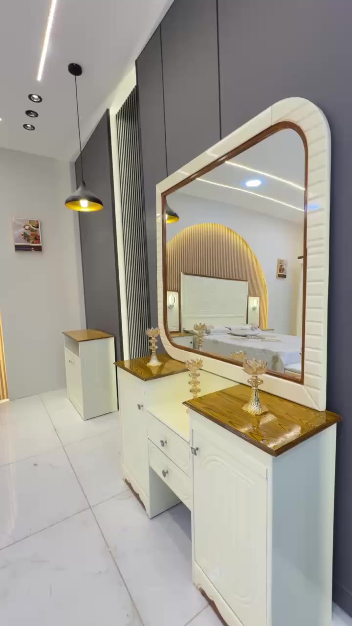 موديل جديد ومميز 🆕
......***********......☎️

توفر للحجز والتوصيل المباشر 

شغل عراقي نجاره تصميم تركي 
جميع متاجرنا ترحب بكم 💚 
غرف صاج عراقيه  تصميم تركي مميز 
وفرنا لكم مجموعه من الموديلات ✨
الغرف الصاج ✨ 

شغل وصبغ من اجود اعمالنا وباسعار مختلفه
غرفة اخشاب مكونات الغرفه
١/ كنتور
٢ /ميز مرايه
٣/ ميز بلازمه
٤ /زاويه كنتورية
٥ /سرير
٦/ تاج الجربايه
٧/ ناصي جربايه
٨/ قواعد جربايه
٩/ كومديات عدد٢ 

#الاضافات. شازلون مقعد /
شازلون مخزن/
دواشك طبية درجه اولى ضمان خمس سنوات استبدال/ 
#اثاث
#غرف_نوم_عراقية
#فخر_النجارة_العراقية
#رمضان_كريم
#عروض_رمضانية

ويانه غير طلبك يوصل لباب البيت باسرع وقت  سارع للحجز 

☎️للطلب والاستفسار يرجئ ارسال صوره الموديل و مراسلة الصفحة او عبر واتساب
***********
