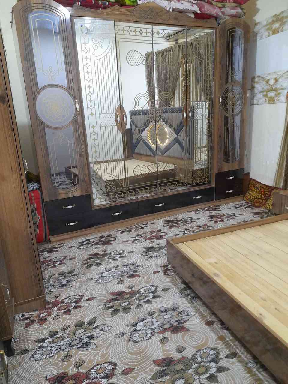 غرفة نوم تركي مستعمل 
السعر ٨٥٠ الف وبيها مجال 
عنوان البصره الزبير 
*********** الزبير, البصرة
