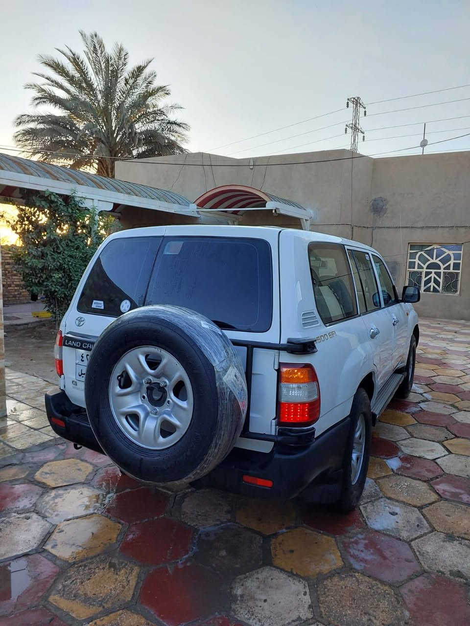 سلام عليكم
لاندكروزر سلك 2005 اصل  رقم أربيل بسم كردي تريد وكاله تريد تحويل سياره جاهزه على اخير حبايه مابيه نقص برغي 
سياره بيه صبغ جاملغ امامي وبنيد  فقط بدون دواخل والباقي كفاله عامه 
مكينه وكير مكفولات 
تبريد ثلج 
حدايده شرط تراي 21 
لوكير شغال فورويل دفع خفيف ثقيل كله شغال 
سبير تعليك 
7 راكب  
تخم تاير بالون جديد السعر 165 الرقم ***********
مكاني نجف ناحيه الحريه
