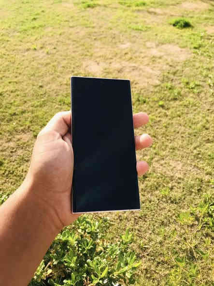 السلام عليكم شاصي مع شاشه العراق S23 اخو الجديد مو تجاري شباب مال جهاز بلادي بسعر مناسب 50 الف قفل 
للاستفسار ***********
