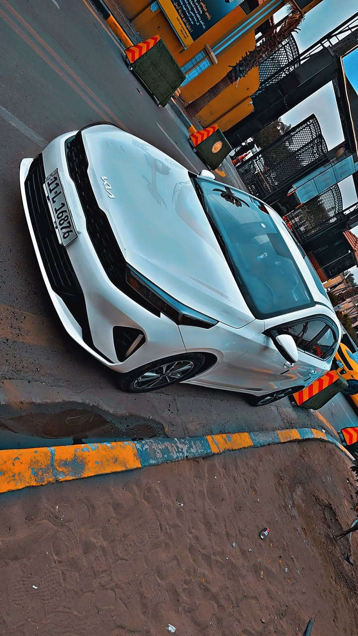 سلام عليكم   k3 للبيع مديل 2023 وارد خليجي تجميع صيني  محرك ١٥٠٠ دوش دبل نوزل سياره جديده ماشيه 37 الف  
 مواصفات فول تحكم استيرن
ثلال وضعيات قياده فتحه سقف بصمه
كشنات جلد بيجي
تحديد سرعه
كامره دواره  تحكم بل كامره
عداد سرعه ديجتال
لايت اليدي زنون ٣ عدسات + حجاب
شاشه اعطال
تبريد قطعتين مناخي
شحن لاسلكي
تنبيه كشنات خلفيه
٤ دسكات ايبيسي
اشاير بل مري 
حساس ضغط الاطارات
كير طياره مع شاشه للنمر
ايرباكات ٦
‏AuTo HOLD
‏DRIE  MODE
هند بريك بصمه
بصمه ابواب
فول تحكم . 
رقمه 
 بغداد البياع 
سعره 140 بيه مجال  شي قليل 
***********
