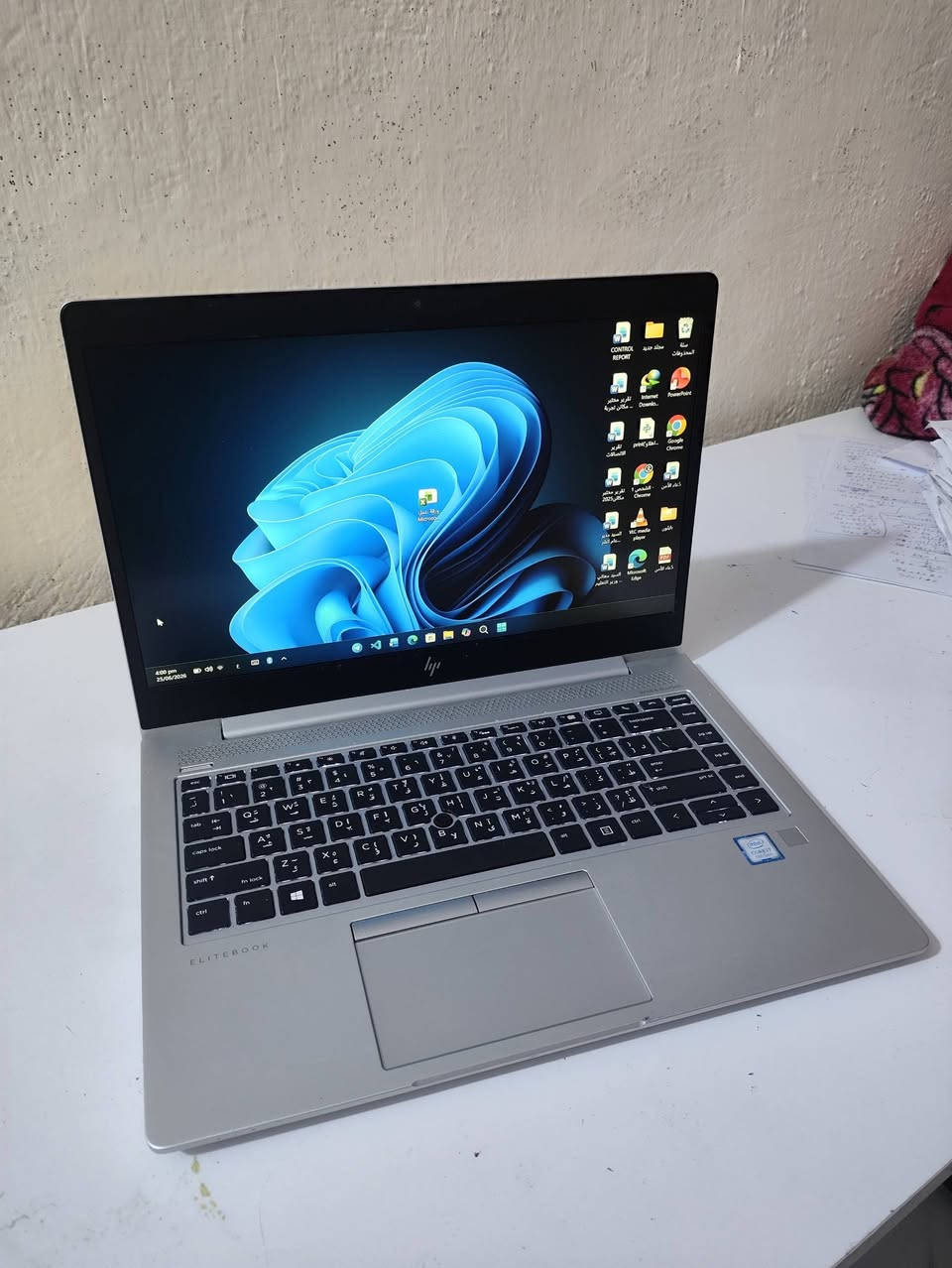-لابتوب HP 840 G6
-حجم شاشة ١٤ FHD IPS
-بصمة يد -كامرة قابلة للغلق
-معالج كور اي 17 الجيل الثامن CI5
-رام ۸ کیکا DDR4 قابل للتطوير
-هارد SSD-256GB قابل للتطوير
-كرت شاشة داخلي انتل ٤ كيكا
-منفذ اتش دي مباشر-منفذ ايثرنت-منفذ سیم کارد-منفذ دوك ستيشن-منفذ USB3 عدد ٢
-منفذ تايب سي عدد |-منفذ اواکس
-باتري ليثيوم يوفر ۳ ساعات
السعر 485 الف وبيها مجال 
للاستفسار الاتصال على ***********

