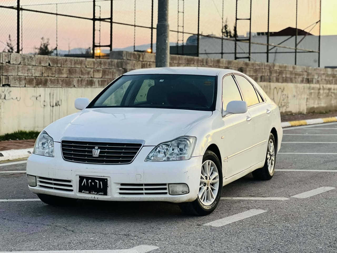 شاهینە براوە براوە
2005
تازەداغڵ
رەنگ سپی
ناو کریمی
ساج سوور
دوو دووگمە
گیڕگەورە مەکینەگەوره
182مەرغوب
تەبرید ساردوگەرم بەسراوە
بریکی بەسراوە
مشت لیکسز
شوین هەڵبجەی تازە 
ژ.

***********
