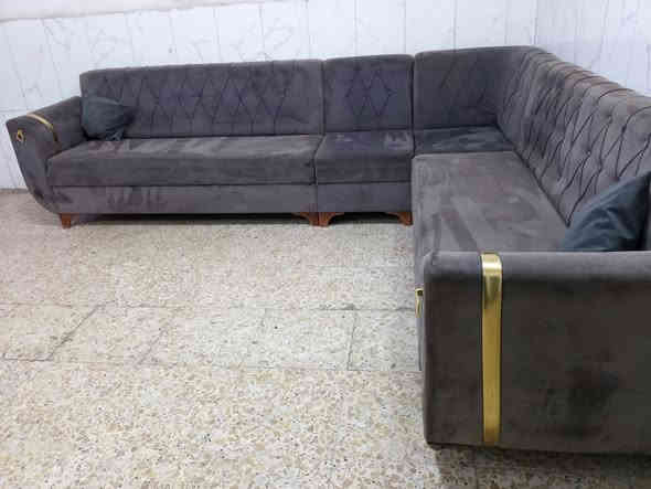 ديوان تكمه نظيف جدا 8مقاعد ب175الف وبي مجال المكان الوشاش *********** يوجد توصيل بكروة يوجد واتس آب
