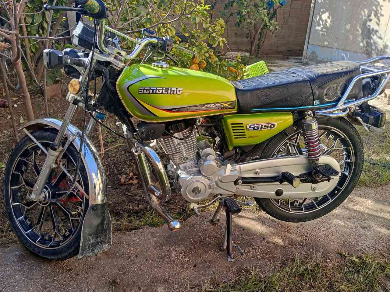 السلام عليكم
دراجه سولنك للبيع موديل 2024 الدراجه على وضع الشركه ماناقصه شي كلشي بيه شغال  
السعر 700
العنوان القائم العبيدي
للاستفسار ***********
