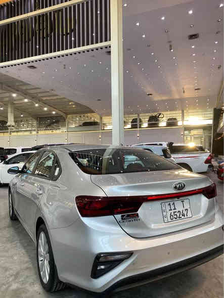 كيا سيراتو 
سنة الصنع~2021
عداد المسافة:34 الف كم
وكالة خليجي 
صبغ دعامية امامية
الباقي كفالة عامة
كير مكينة كفالة عامة
حجم المكينة:1600 دوش
السعر 165 وبيها شي بسيط
رقم بغداد الدولي الانكليزي
يتوفر بيع ومراوس وشراء
الكاظمية جكوك
*********** بغداد
