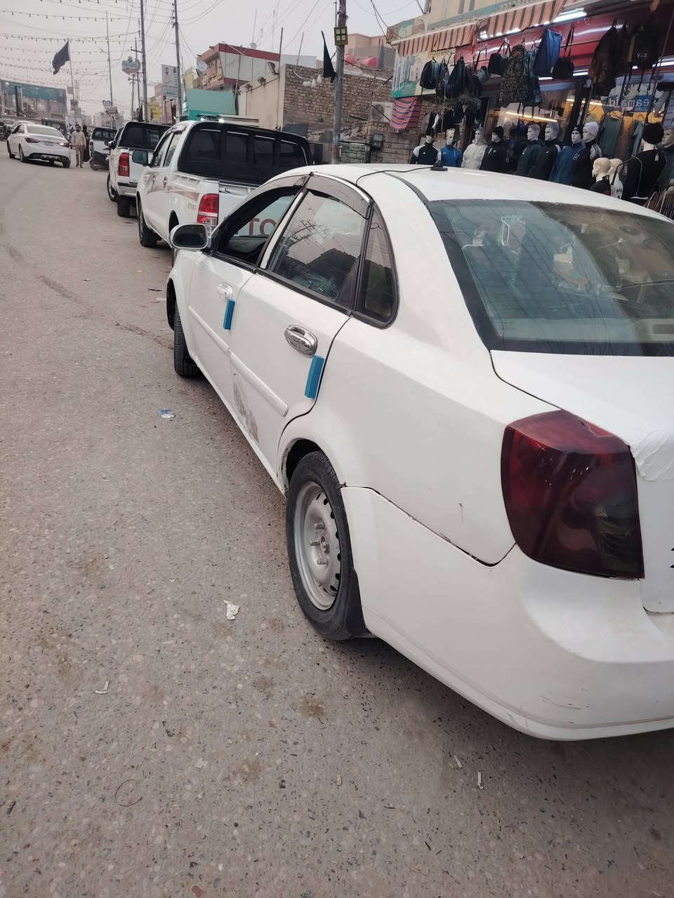 سلام عليكم وبترا مديل 11 بيها ضربه جاملغ خلفي وبيها صبغ عام سنويه 27 راعيها موجود رقم بصره  مكينه وكير جدد حداده توا مسويها كامله تخم تاير جديد لايت زنون شاشه ايباد كهربائيات كلها شغاله سياره حلوه عليها غرامه تنزل من سعرها.. السعر 49 وبيها مجال مكاني بصره قضاء المدينه ***********
