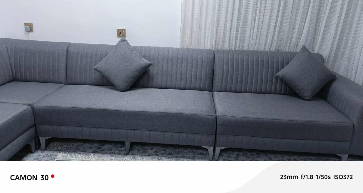 ئەم ئیڵە بۆ فرۆشتن 
دوانزە نەفەرییە 
لۆک لۆکە ساڵیک نابیت کڕدراوە 
شوێن دانیشتنی فراوانە 
نرخ ٤٥٠ هەزارو مامەڵە 
شوێن سلێمانی


**إذا كنت صاحب هذا الإعلان وتريد حذفه لأي سبب، رجاءا أرسل رسالة إلى الدعم الفني**