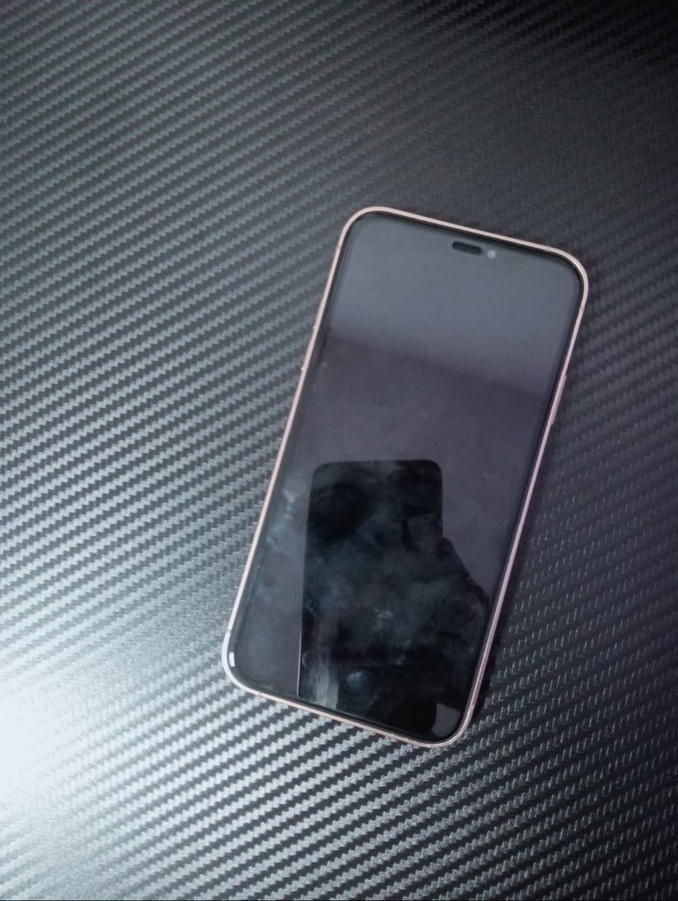 السلام عليكم
ايفون xr محور 16 برو 
الجهاز غير مفتوح فقط مستبدل شاصي حتى يكون بهالشكل
ذاكرة 64
نظافة 10/10 بدون خدوش
فقط بصمة الوجه لاتعمل
السعر 160 الف الواتساب للتواصل:
***********
