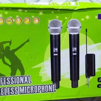 مايك وايرليس   عدد 2   شحن type -c  بطارية 🔋 ليثيوم   شاشه تعرض معلوما...