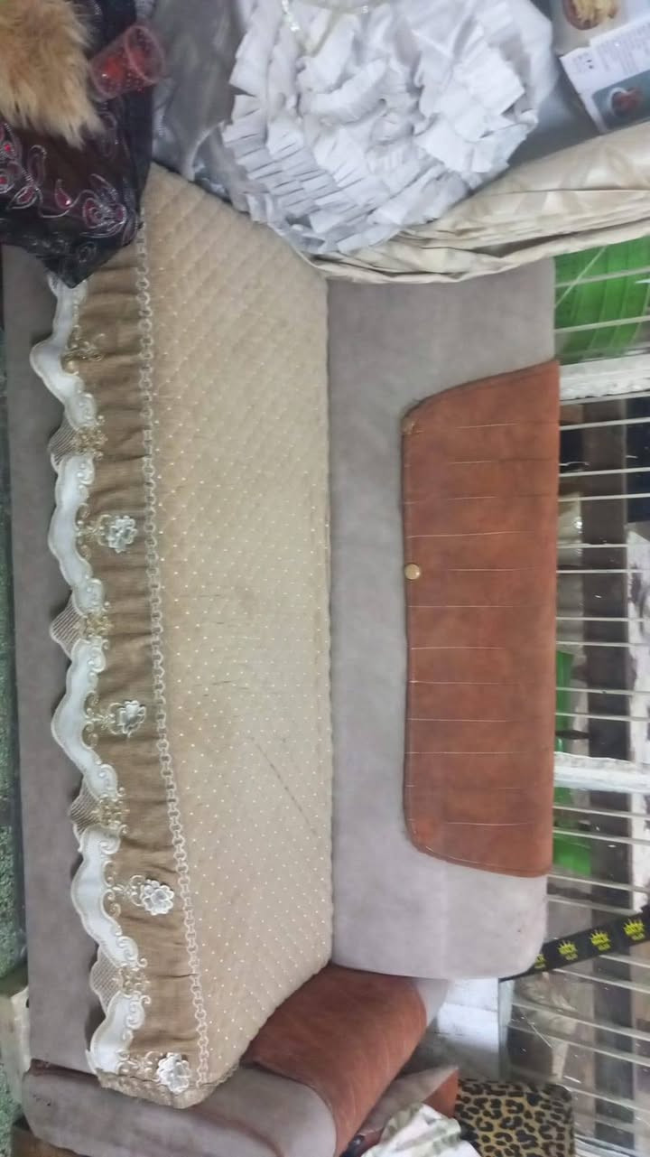 تخم ٣قطع يصير نص ديوان وقنفه ام النفر ين بسعر مناسب بغداد الكرخ


**إذا كنت صاحب هذا الإعلان وتريد حذفه لأي سبب، رجاءا أرسل رسالة إلى الدعم الفني**