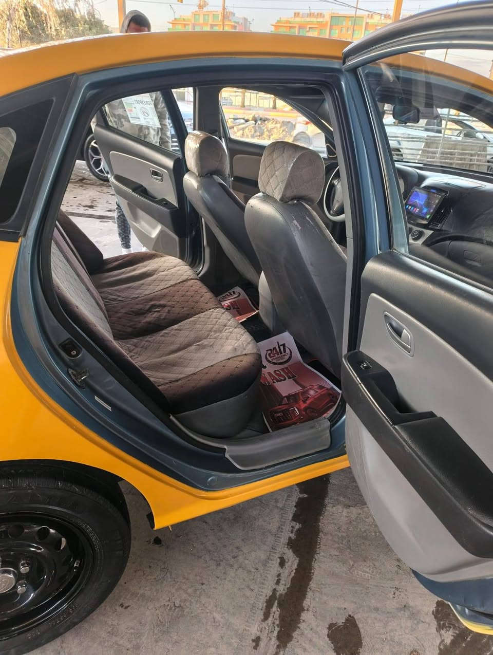 السلام عليكم سياره النترا مقدس 2009 مكينه و كير  جديد سياره مكفوله بس ضربه بجاملغ  تخم تاير جديد صدر امامي خلفي جديد السياره بسمي سنويه 2030جديده سياره مصفره غرامات رقم انكليزي بغداد السعر 105 وبيها مجال الطيبين التواصل @الجميع ***********
