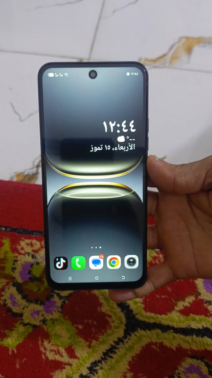 سلام عليكم جهاز للبيع جهاز نضيف سعر 100 
***********
