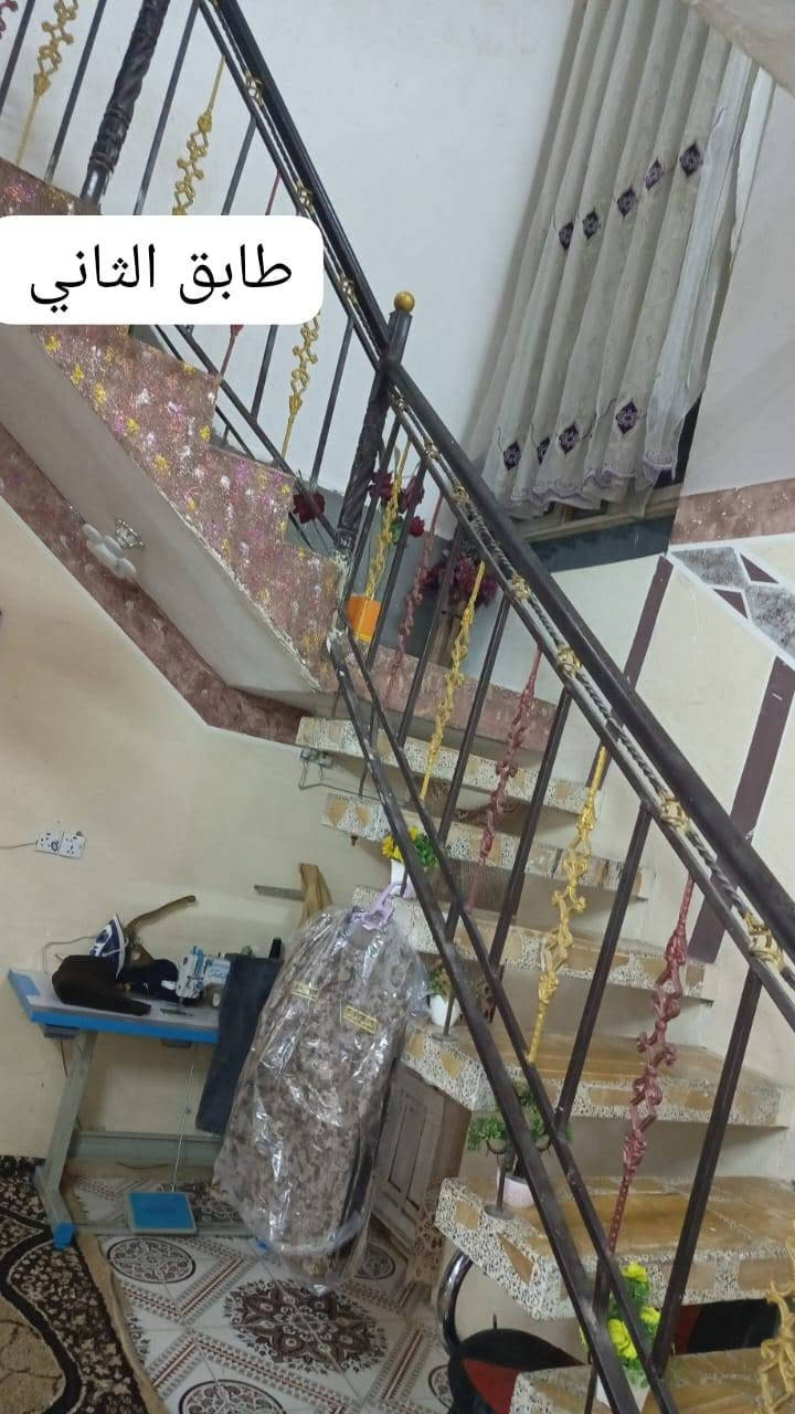 السلام عليكم مكلف بالنشر 
بيت للبيع طابو صرف بناء حديث مساحة البيت 150 البيت طابق ونص العنوان كربلاء العطيشي حي الزهراء قريب علئ الحولي  السعر 90 وبي مجال للاستفسار *********** كربلاء, العراق

