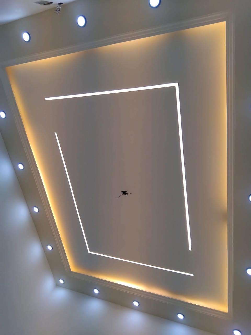 👈ومن الله التوفيق والرزقك 👍
صبغ داخلي وخارجي بأسعار تنافسيه 
جميع اعمال الديكورات الحديثه  
جبسن بورد 
تغليف جدران 
شيبورد
بديل رخام بديل خشب 
واناره لبروفاير 
وصبغ سيراميك 
يتميز العمل بدقه عاليه 
وجاهزين لعمل المزارع وبتصاميم عاليه الدقه 
للاستفسار ع الرقم تالي ***********
