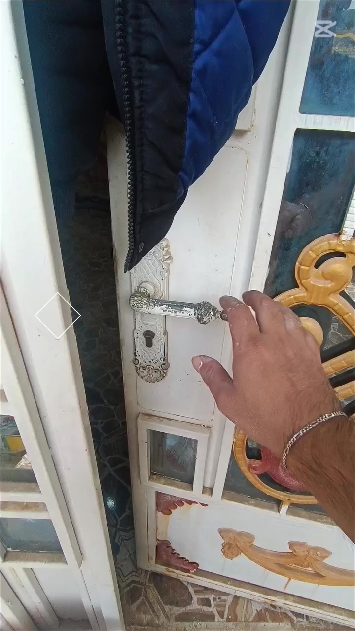 #صباغ متفرغ الآن 
🟥صبغ البيوت(داخلي؛ خارجي)
🟦صبغ الحديد (الأبواب؛والشبابيك)
🟧صبغ السيراميك 

#أسعارنا مناسبة ولن تتكرر✅ 
🌹ومن الله التوفيق🌹
#للاستفسار🖐️ ، ***********
