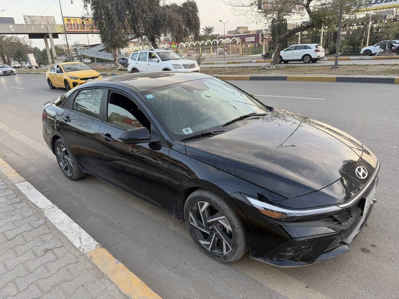 السلام عليكم هيونداي النترا 2025 
مواصفات.  Sel sport 
بصمة تشغيل وابواب وصندوق 
تشغيل عن بعد 
رادارات امامي وخلفي وجانبي 
مثبت سرعة 
تعديل مسار 
والمواصفات المعروفه 
ماشية 8 الاف فقط 
رقم بغداد 
حادث خلفي بسيط بدون ايرباك
للبيع السعر 182  ورقة 
للاستفسار ***********
