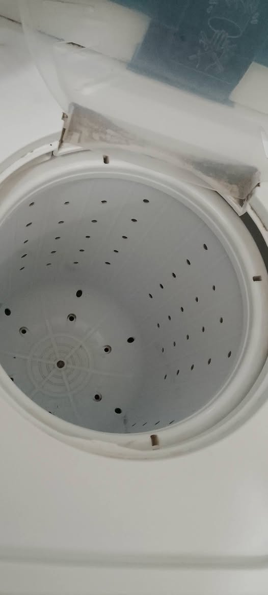 السلام عليكم 
غساله من شركه الحافظ شغاله ونضيفه جدا 
السعر 75 
مستعجل ع البيع 
التواصل خاص


**إذا كنت صاحب هذا الإعلان وتريد حذفه لأي سبب، رجاءا أرسل رسالة إلى الدعم الفني**